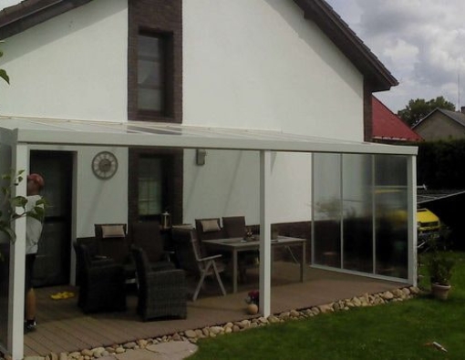 bílá hliníková pergola